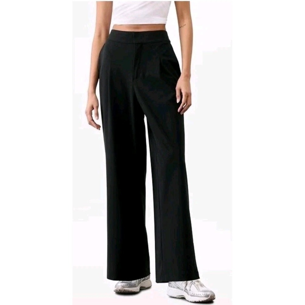 Athleta Pinnacle Wide Leg Pants Trousers Black Pleated High Rise Womens Size 10